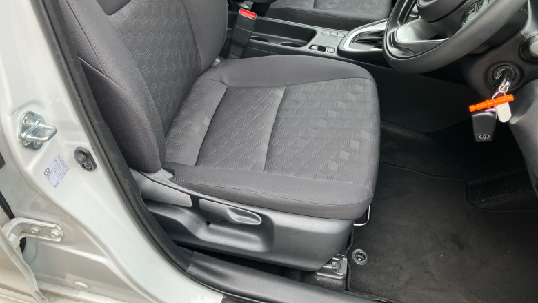 Toyota Yaris 1.5 Hybrid Icon 5dr CVT Hybrid Hatchback